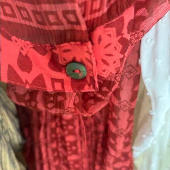 Maeve Red Dress, Size 6 - Picture 4 of 8